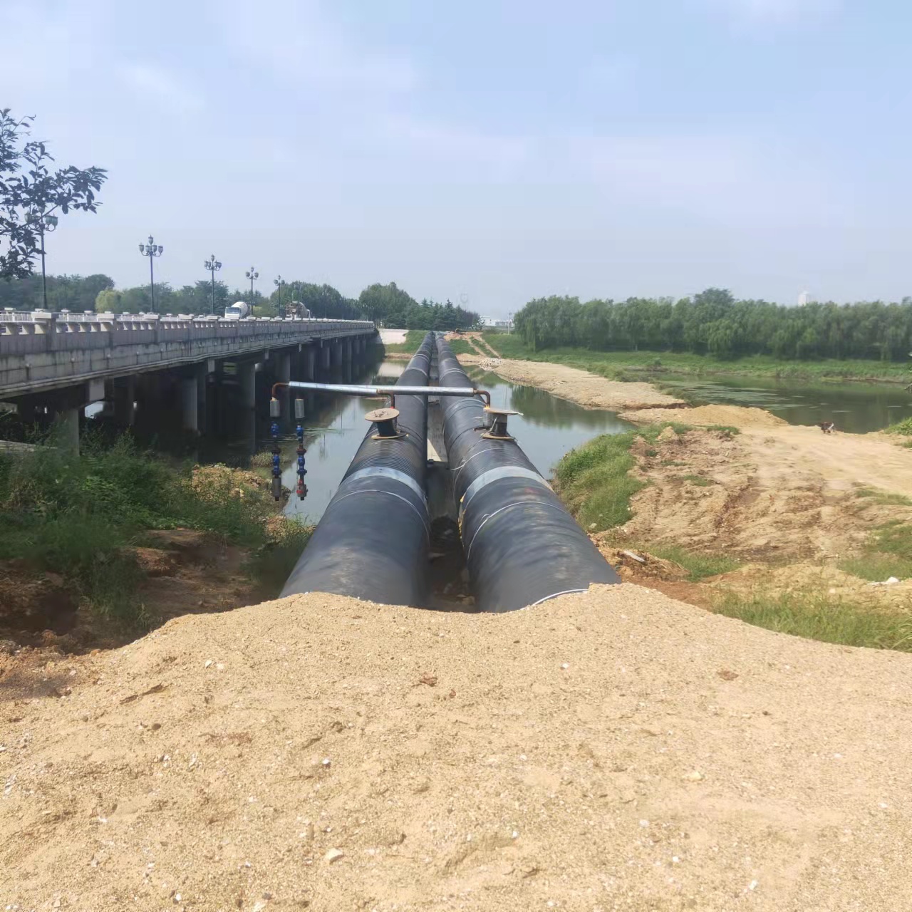 可克达拉化工厂管道输油管道清洗